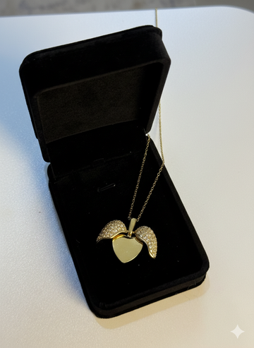 💖 Elegant Gold Heart Pendant Necklace – Crystal Heart Charm with Chain for Women 💎✨